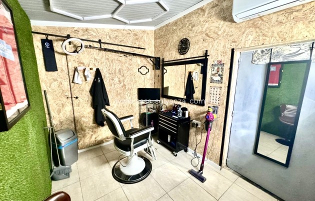 Reventa - Comercial - San Miguel de Salinas