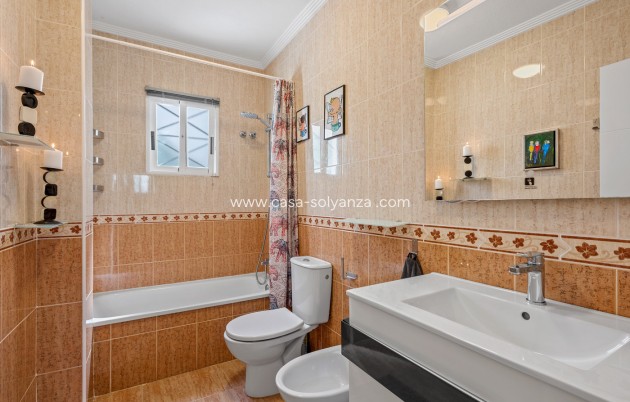 Herverkoop - Bungalow - Orihuela Costa - Costa Blanca