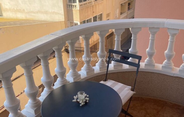 Herverkoop - Appartement / flat - Torrevieja - Center