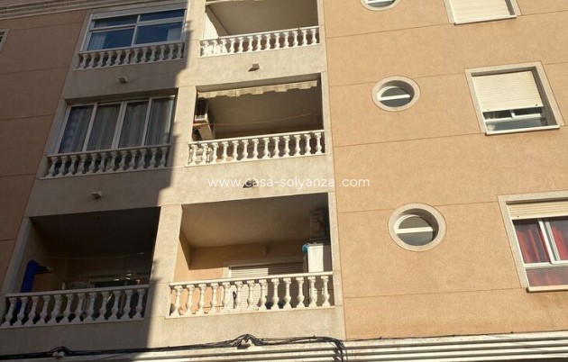 Herverkoop - Appartement / flat - Torrevieja - Center