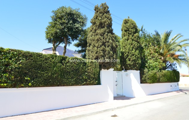 Herverkoop - Villa - Torrevieja - Torreta Florida
