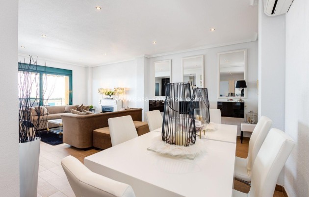 Resale - Apartment / flat - Orihuela Costa - Villamartín