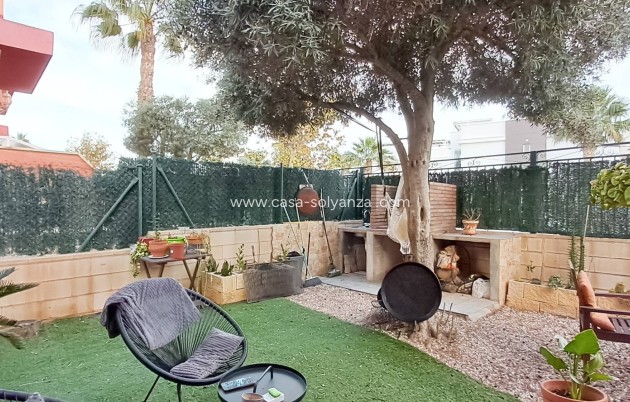 Herverkoop - Villa - Torrevieja - Parque Acuático - Sector 25