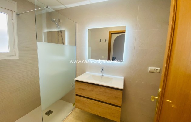 Resale - Apartment / flat - Villamartin - Costa Blanca