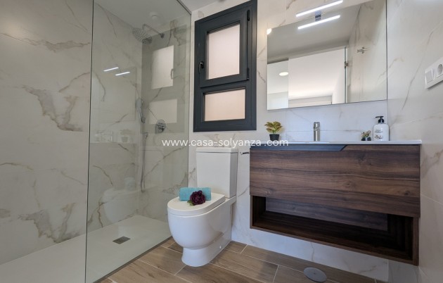 Resale - Apartment / flat - Villamartin - Costa Blanca