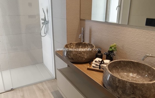 Resale - Villa - La Finca Golf - Inland