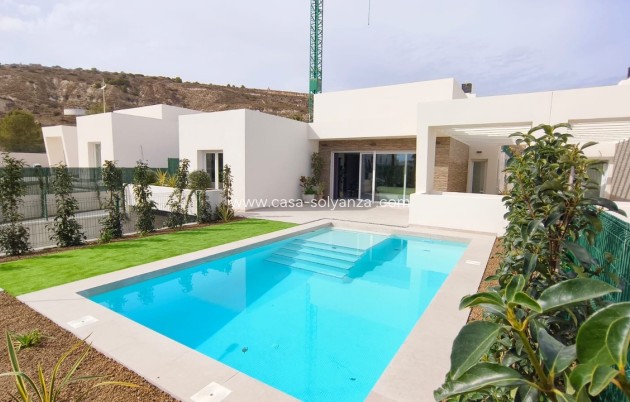 Resale - Villa - La Finca Golf - Inland