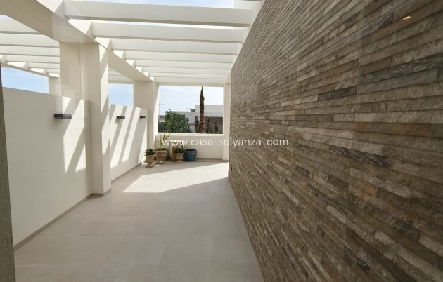 Resale - Villa - La Finca Golf - Inland