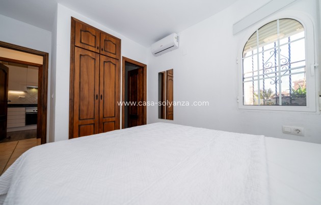 Herverkoop - Villa - Playa Flamenca - Sportcentre