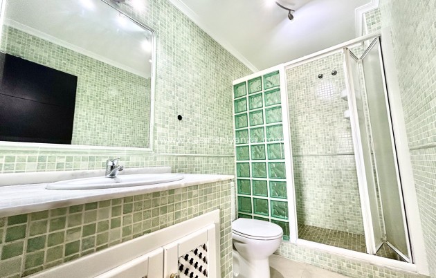 Resale - Apartment / flat - Villamartin - Villamartín