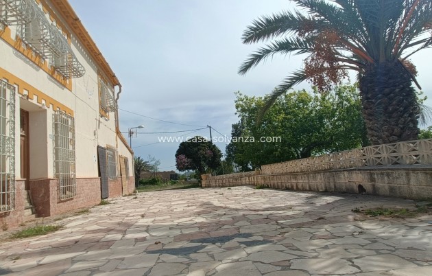 Herverkoop - Villa - La Romana - Inland