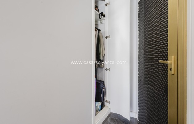 Herverkoop - Appartement / flat - Torrevieja - Playa del Acequión