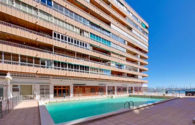Herverkoop - Appartement / flat - Torrevieja - Playa del Acequión