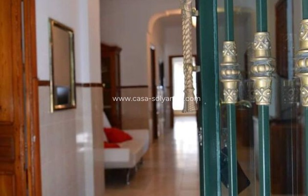 Resale - Townhouse - Rodriguillo - Inland