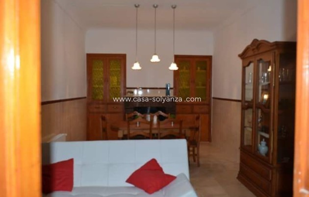 Resale - Townhouse - Rodriguillo - Inland