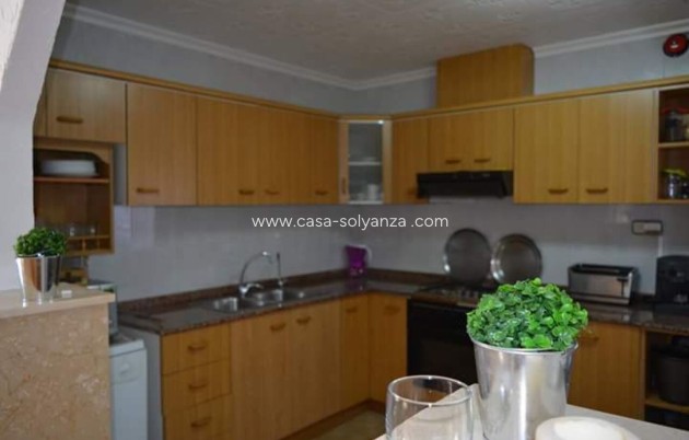 Resale - Townhouse - Rodriguillo - Inland