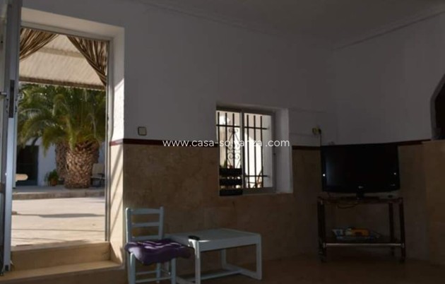 Resale - Townhouse - Rodriguillo - Inland