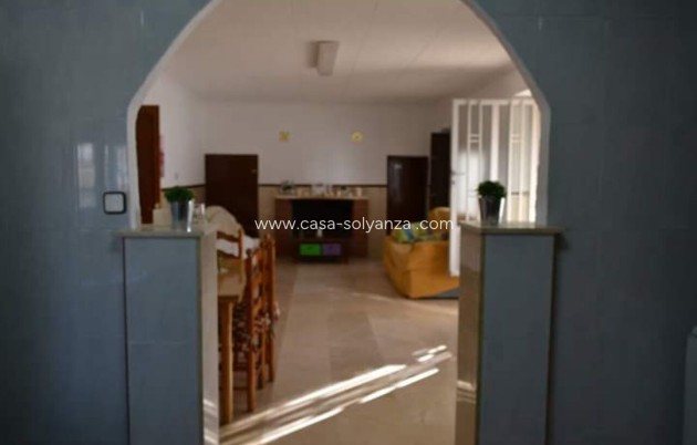 Resale - Townhouse - Rodriguillo - Inland