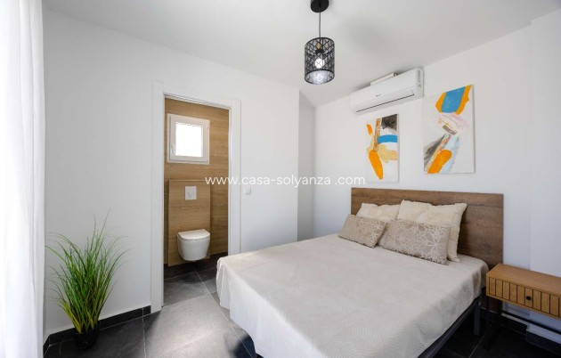 Herverkoop - Bungalow - Torrevieja - Jardin Del Mar