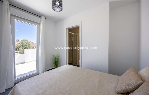 Herverkoop - Bungalow - Torrevieja - Jardin Del Mar