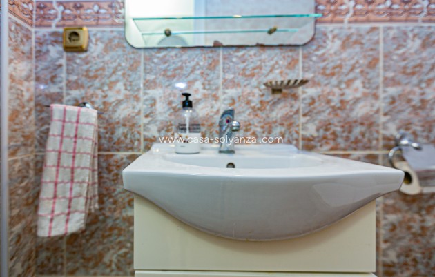 Herverkoop - Quad - Playa Flamenca