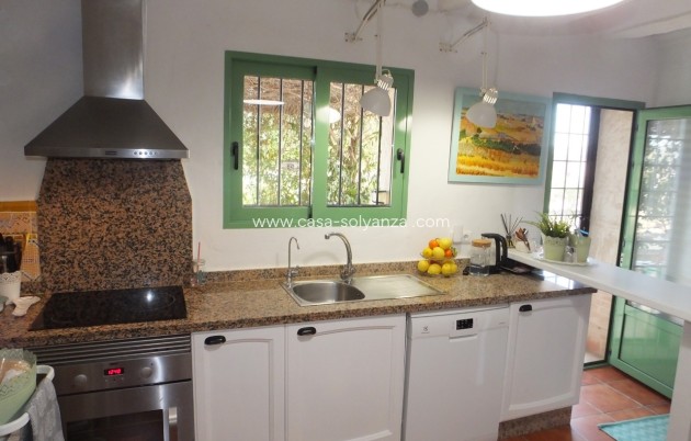 Resale - Country Property/Finca - Pinoso - Inland