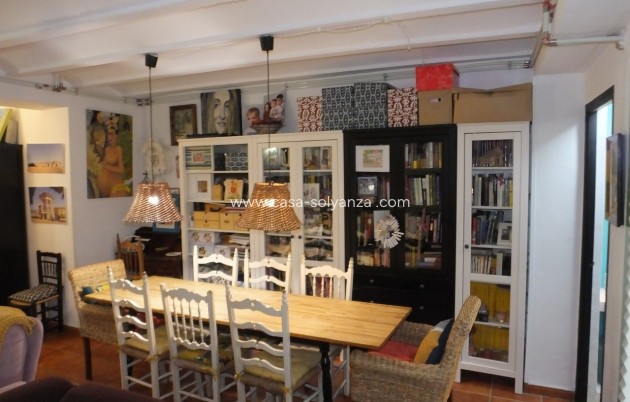 Resale - Country Property/Finca - Pinoso - Inland