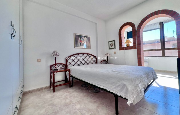 Resale - Apartment / flat - Torrevieja - Cabo cervera