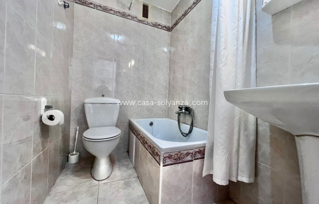 Resale - Apartment / flat - Torrevieja - Cabo cervera