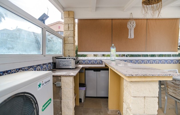 Herverkoop - Villa - SAN FULGENCIO - urb.la marina