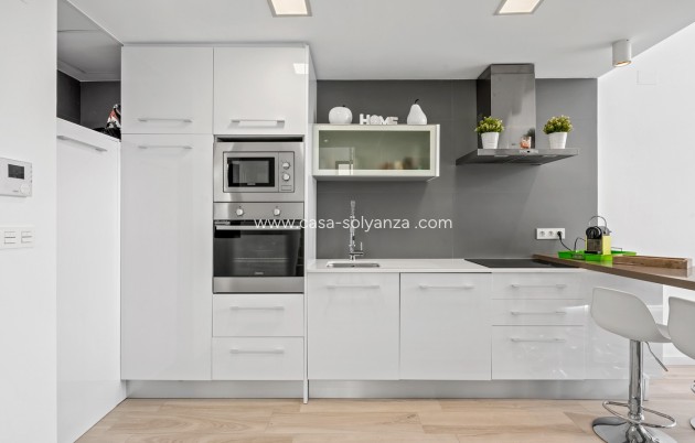 Herverkoop - Villa - Orihuela Costa - Costa Blanca