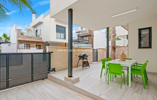 Herverkoop - Villa - Orihuela Costa - Costa Blanca