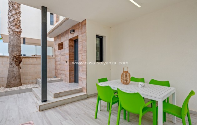 Herverkoop - Villa - Orihuela Costa - Costa Blanca