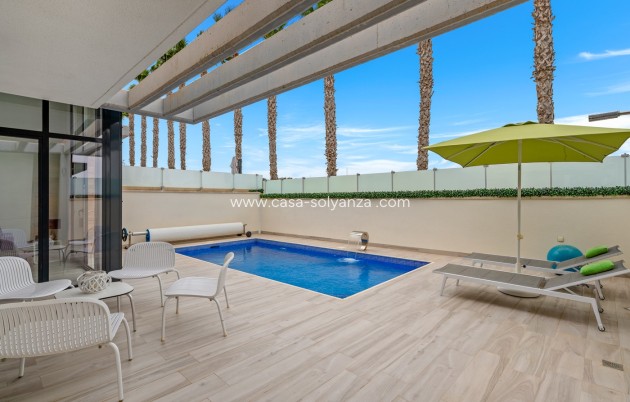 Herverkoop - Villa - Orihuela Costa - Costa Blanca