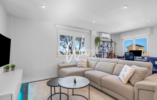 Herverkoop - Villa - San Miguel de Salinas - Inland