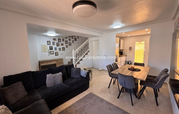 Herverkoop - Herenhuis - Campoamor - Costa Blanca