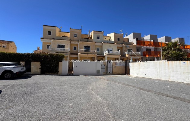 Herverkoop - Herenhuis - Campoamor - Costa Blanca