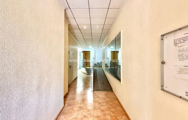 Resale - Apartment / flat - Torrevieja