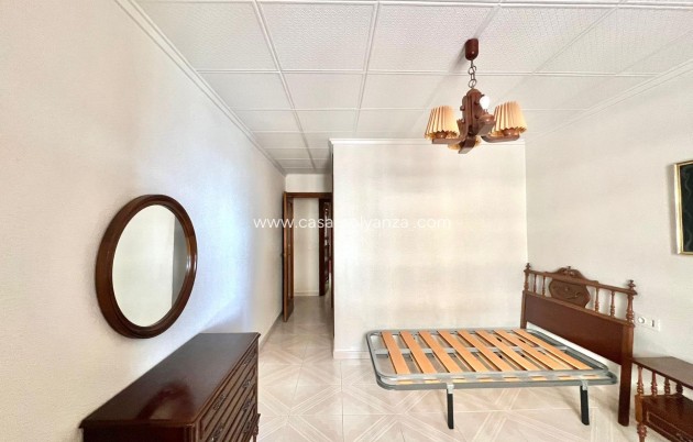 Herverkoop - Appartement / flat - Torrevieja - Acequion