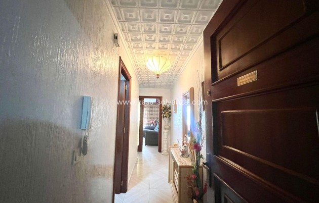 Herverkoop - Appartement / flat - Torrevieja - Acequion