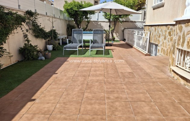 Revente - Villa Detached - Ciudad Quesada - Doña pepa