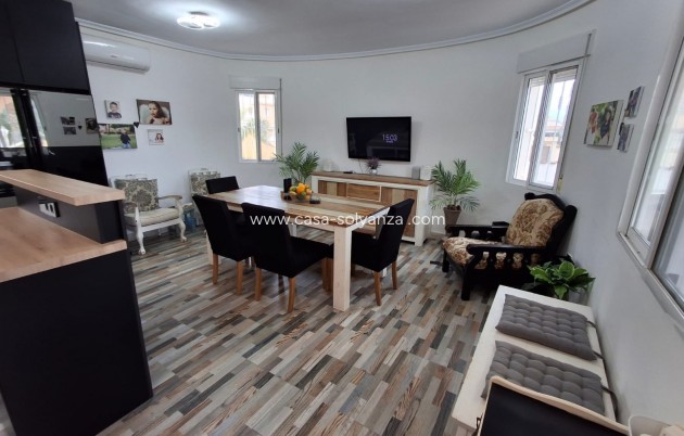 Revente - Villa Detached - Ciudad Quesada - Doña pepa