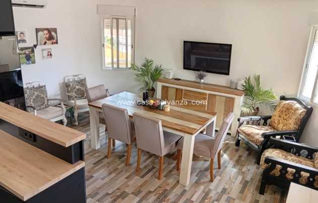 Revente - Villa Detached - Ciudad Quesada - Doña pepa