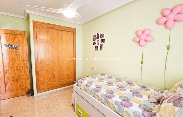 Resale - Apartment / flat - Torrevieja - Center