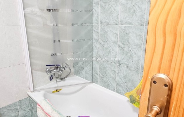 Resale - Apartment / flat - Torrevieja - Center