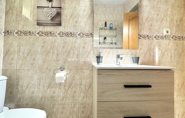 Reventa - Apartamento / piso - Torrevieja - Estacion Autobuses