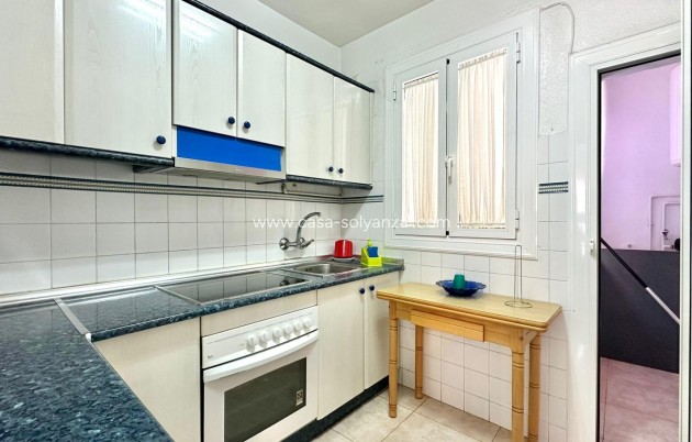 Reventa - Apartamento / piso - Torrevieja - Estacion Autobuses