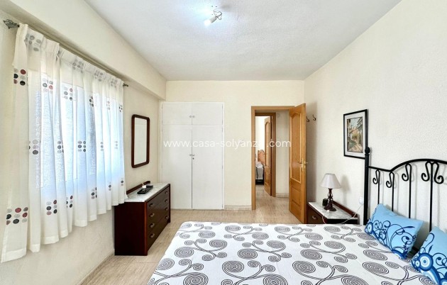 Reventa - Apartamento / piso - Torrevieja - Estacion Autobuses