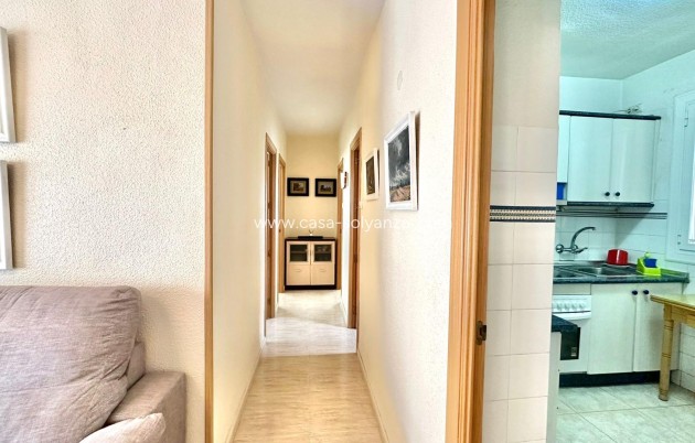 Reventa - Apartamento / piso - Torrevieja - Estacion Autobuses