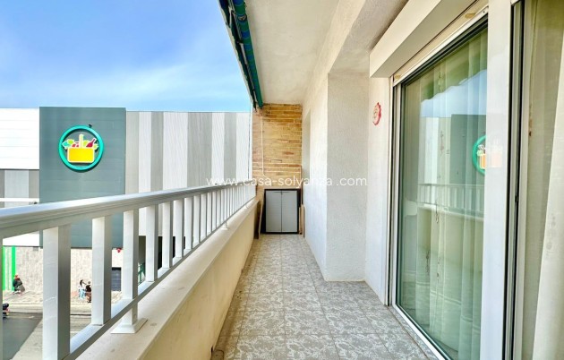 Reventa - Apartamento / piso - Torrevieja - Estacion Autobuses